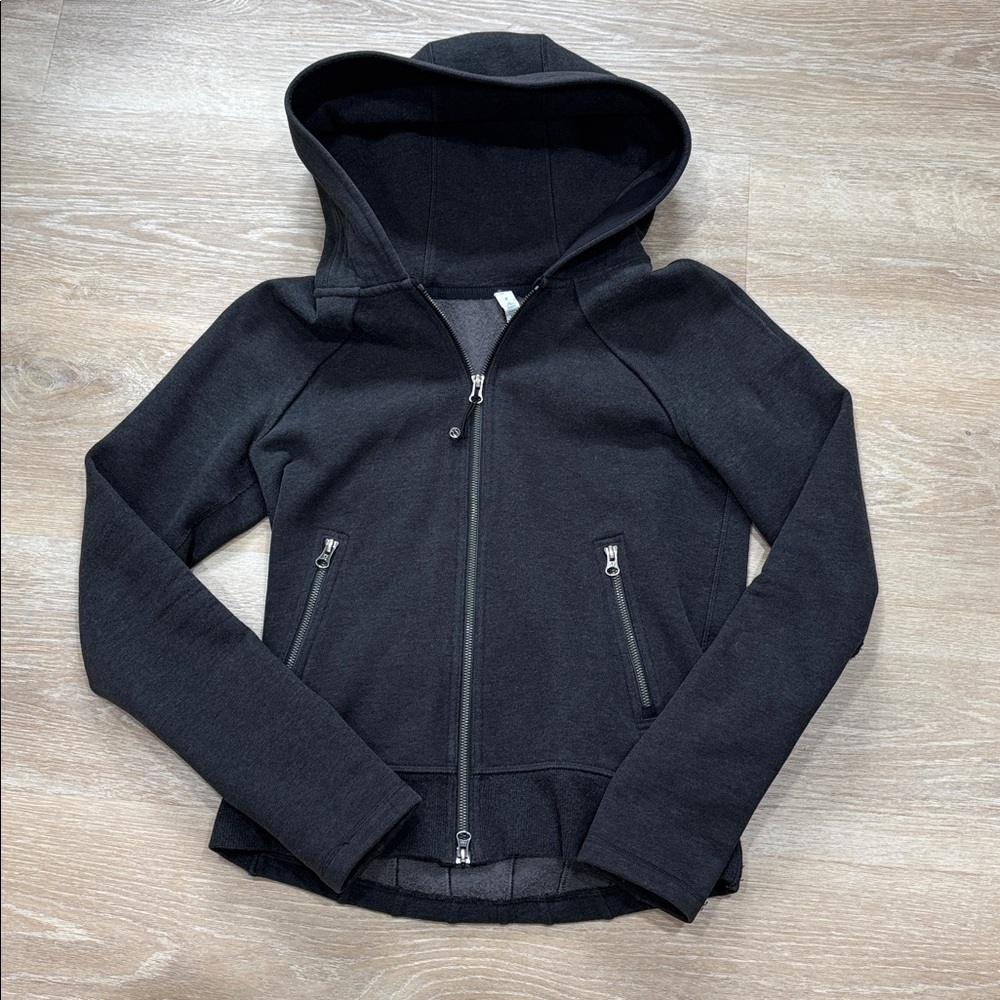 Lululemon Happy Yin Year Hoodie Size 8